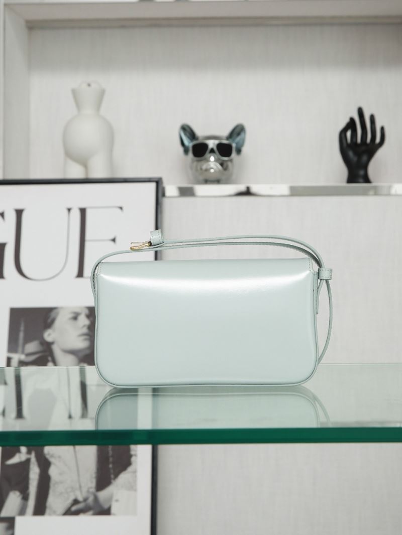 Ce1i*e triomphe bags